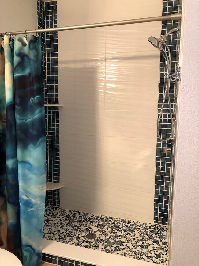 Building Photo - 2950 Viscaya Pl