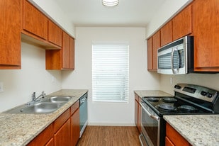The Willow Kitchen - Upland Park Townhomes