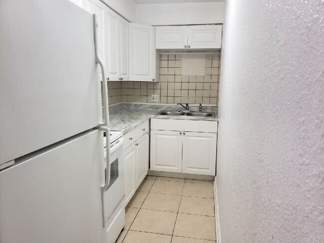 Building Photo - 8502 Channelview Cir