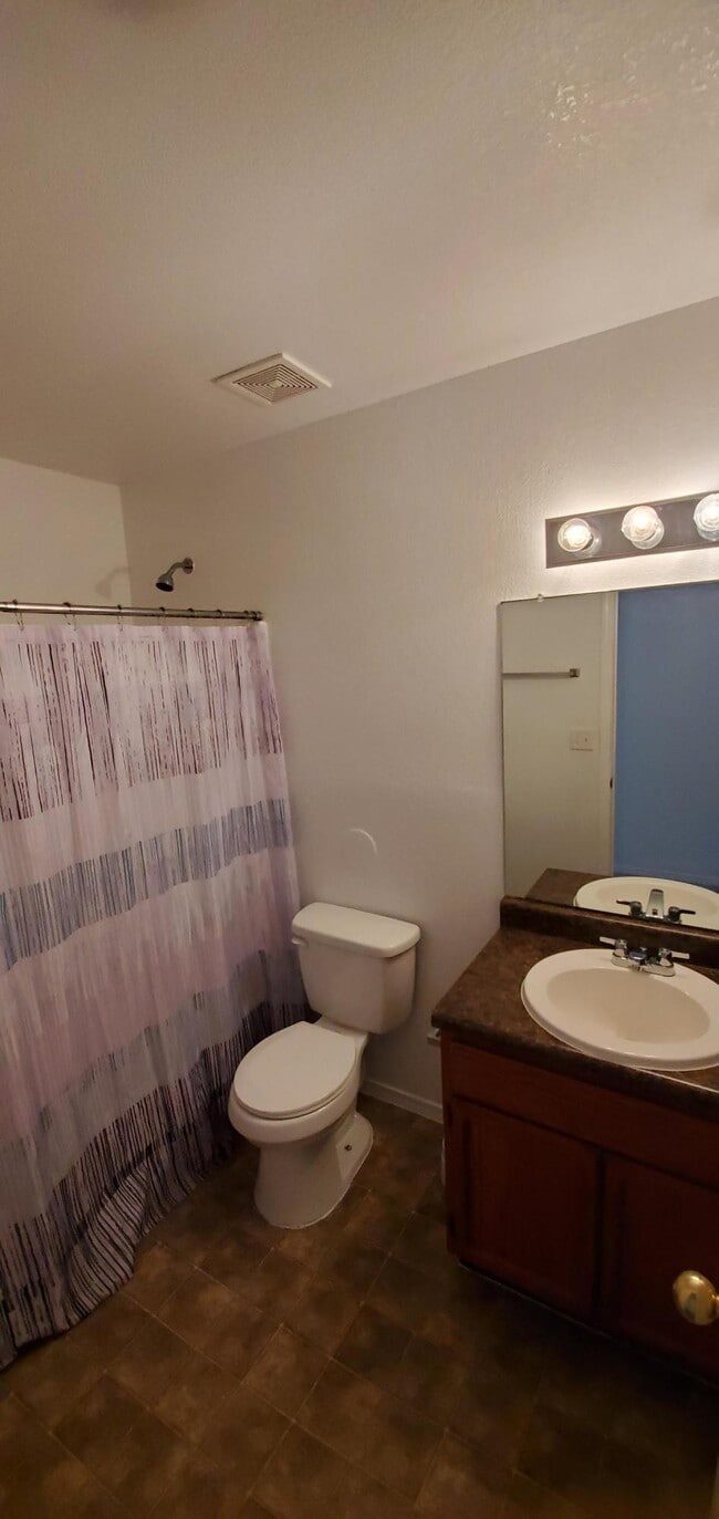 Building Photo - 14258 Pacific Point Dr