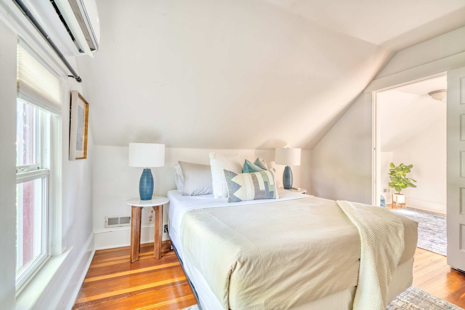 Building Photo - 4500 NE Garfield Ave.