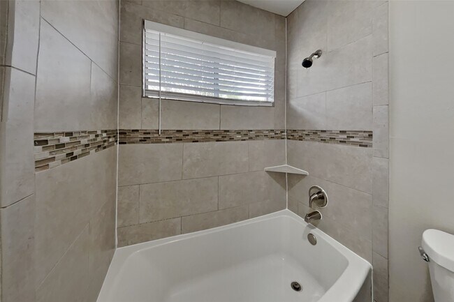 Building Photo - 14306 Cypress Falls Dr