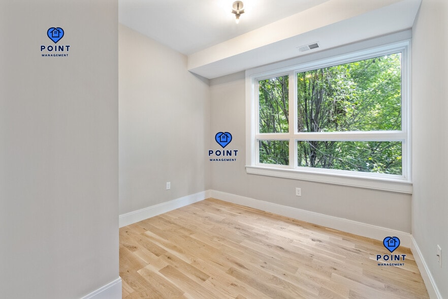 Building Photo - 66 Lubec St