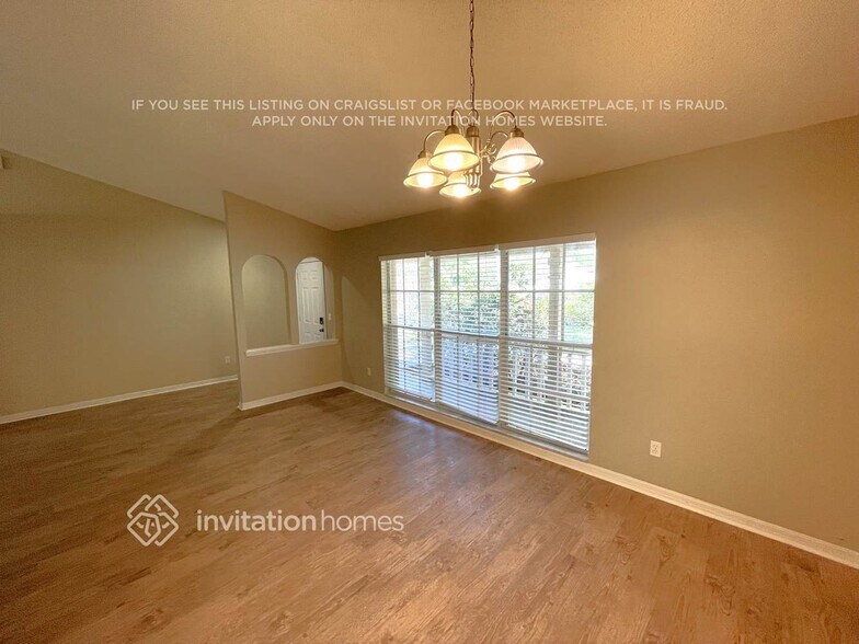 Building Photo - 9814 Creek Cross St