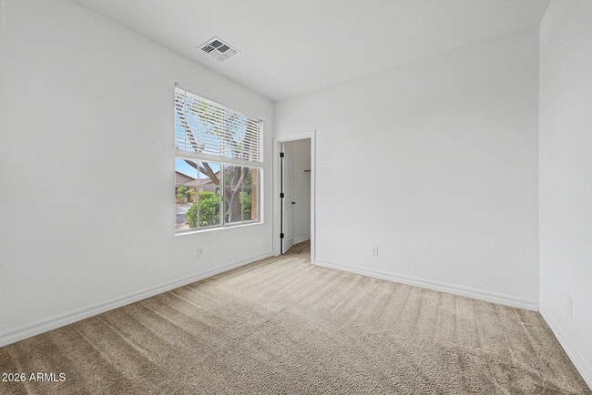 Building Photo - 56 W Lynx Way