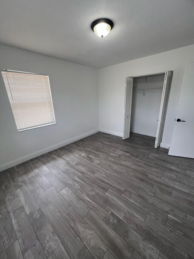 Building Photo - 1554 Citation Dr