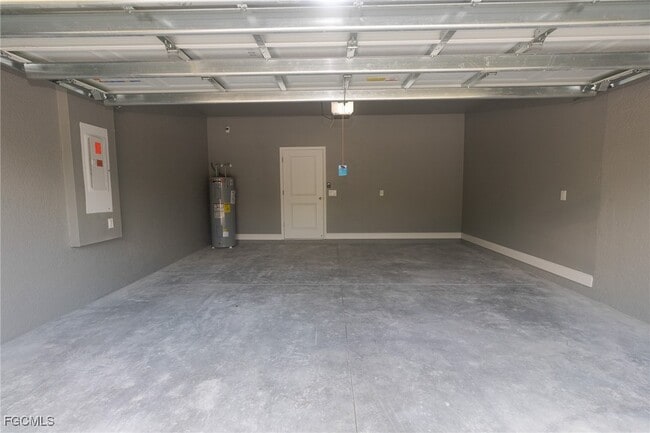 Building Photo - 1087 Rugby Cir
