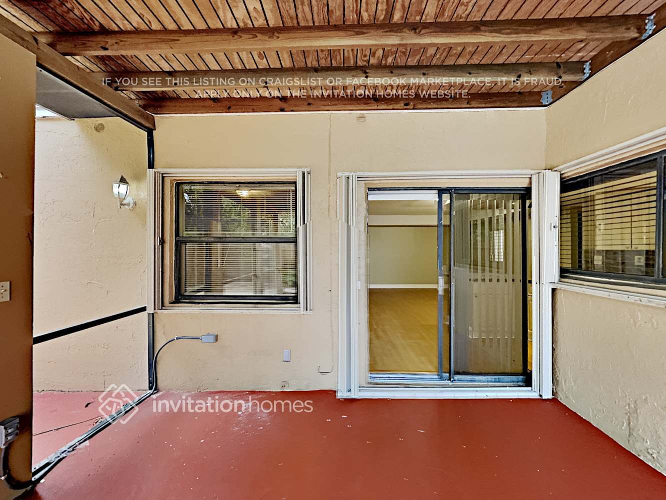 Building Photo - 10420 SW 67th St