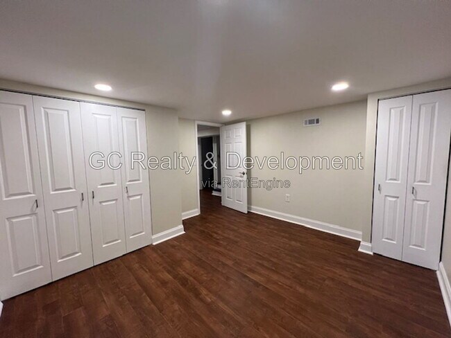 Building Photo - 7613 N Harlem Ave
