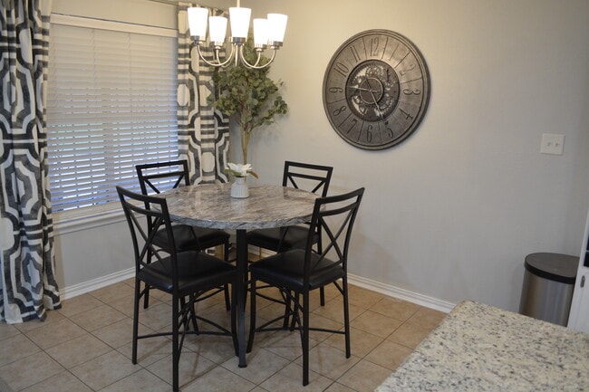 Building Photo - 3100 Valley Forge Trail