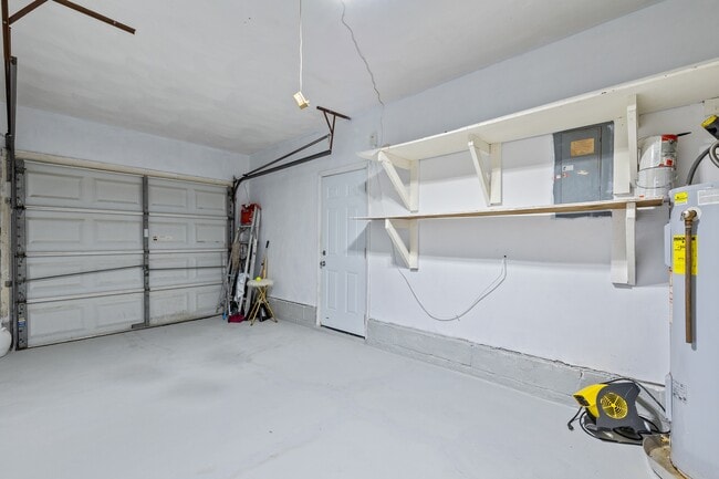 Building Photo - 3500 Bunyan Rd