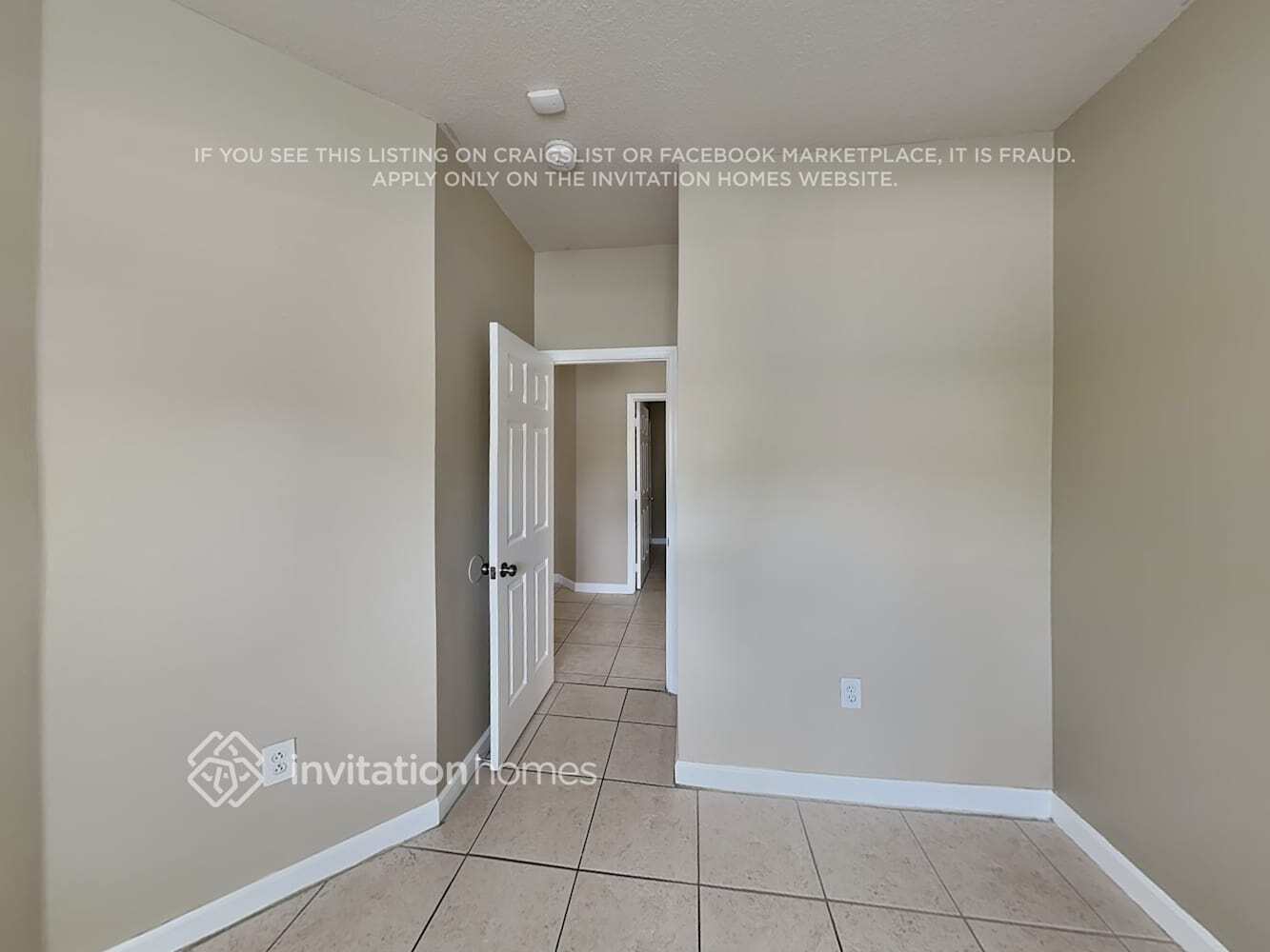 Building Photo - 14323 SW 156th Ave