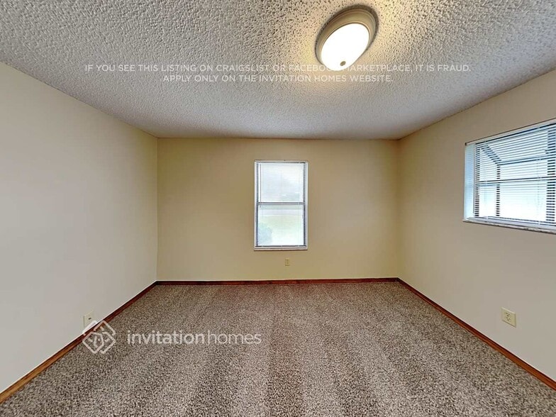 Building Photo - 10669 Parliament Pl