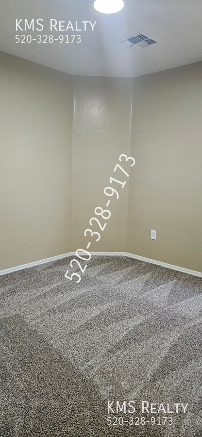 Building Photo - 7178 S Oakbank Dr