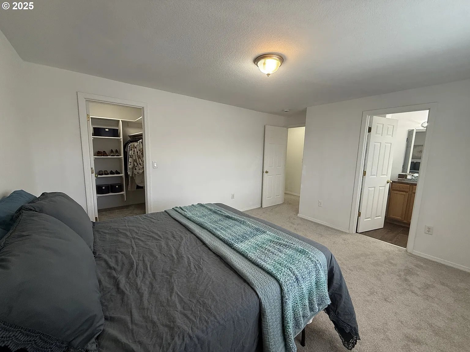Building Photo - 3062 Tierra Dr NE