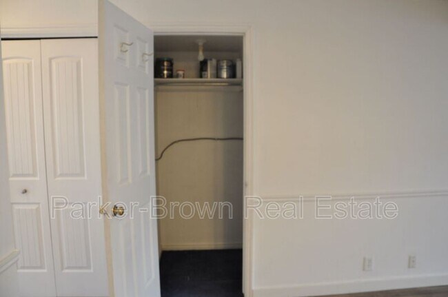 Building Photo - 430 N 470 W
