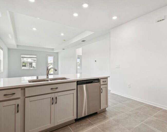 Building Photo - 7660 Livewell Ln