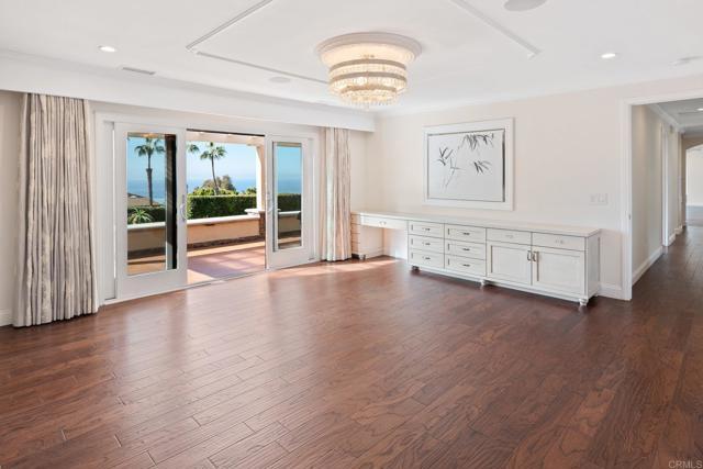 Building Photo - 6404 Avenida Wilfredo