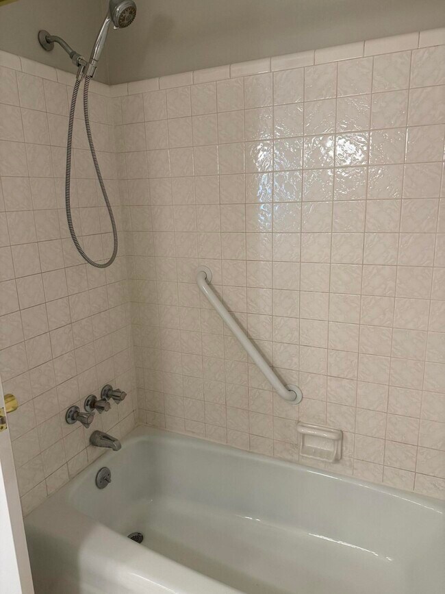 Building Photo - 3487 Ormond Cir