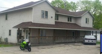 Building Photo - 912 Logan St