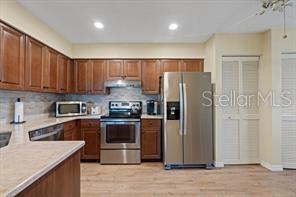 Building Photo - 5753 Avista Dr