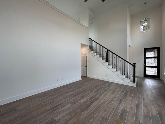 Building Photo - 14926 Mossycup Spur Wy