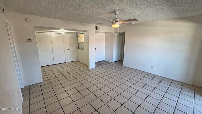 Building Photo - 1730 W Emelita Ave