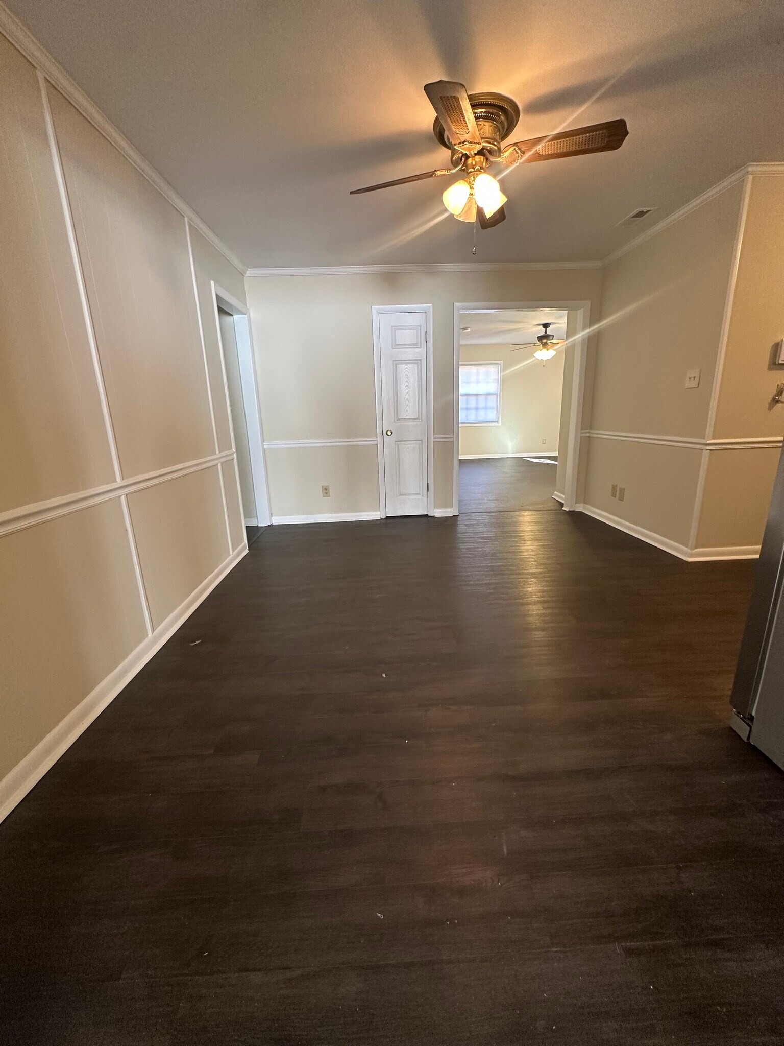 Building Photo - 330 Milburn Dr