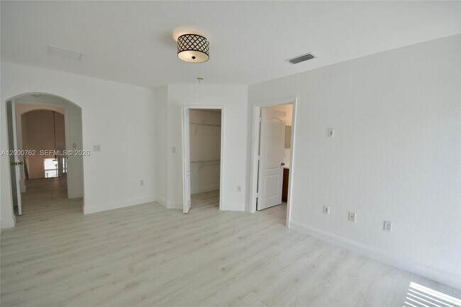 Building Photo - 3177 SW 129th Way