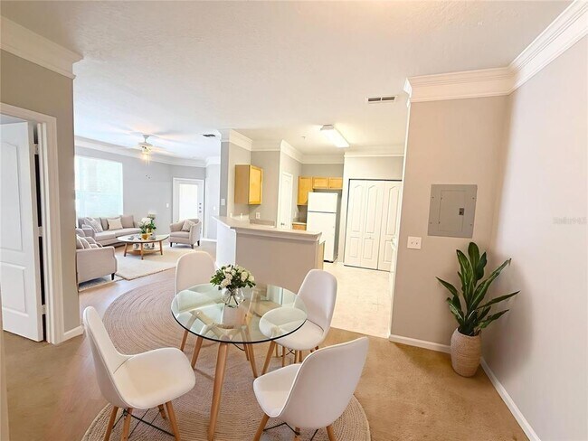 Building Photo - 8848 Villa View Cir