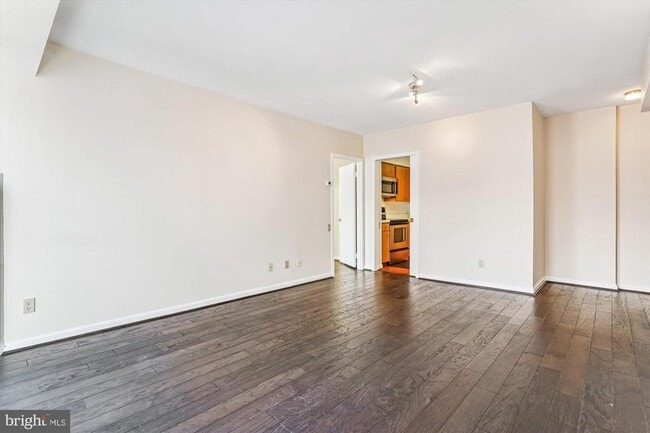 Building Photo - 1200 23rd St NW