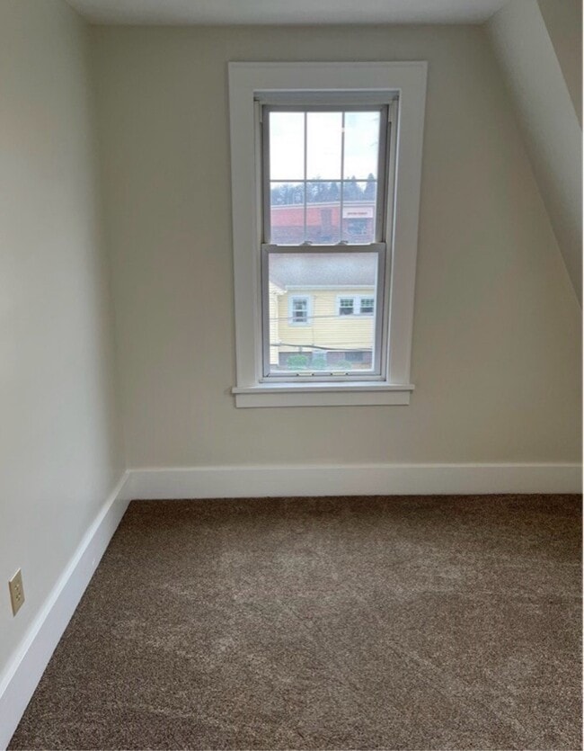 Building Photo - 201 Hollywood Blvd