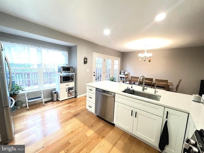 Building Photo - 4513 Monmouth St