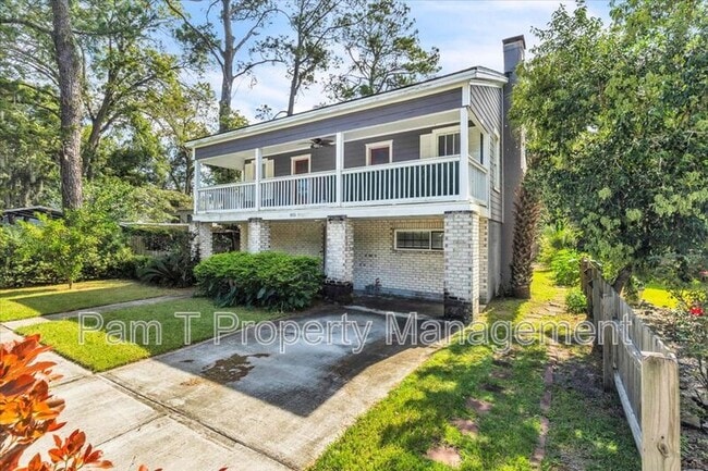 Building Photo - 815 E 32nd St