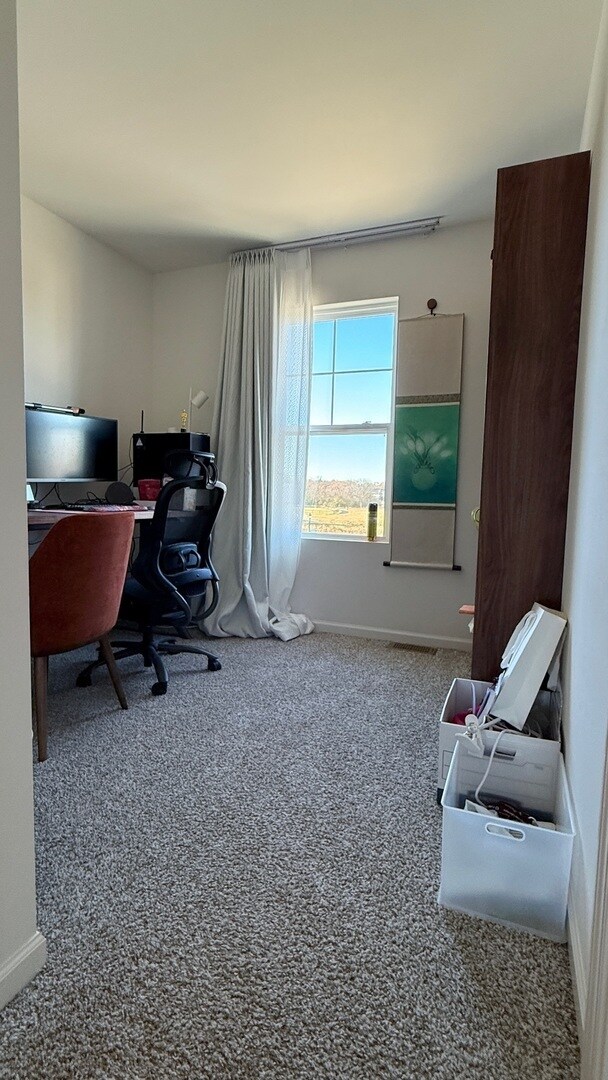 Building Photo - 2008 Yellowstone Blvd