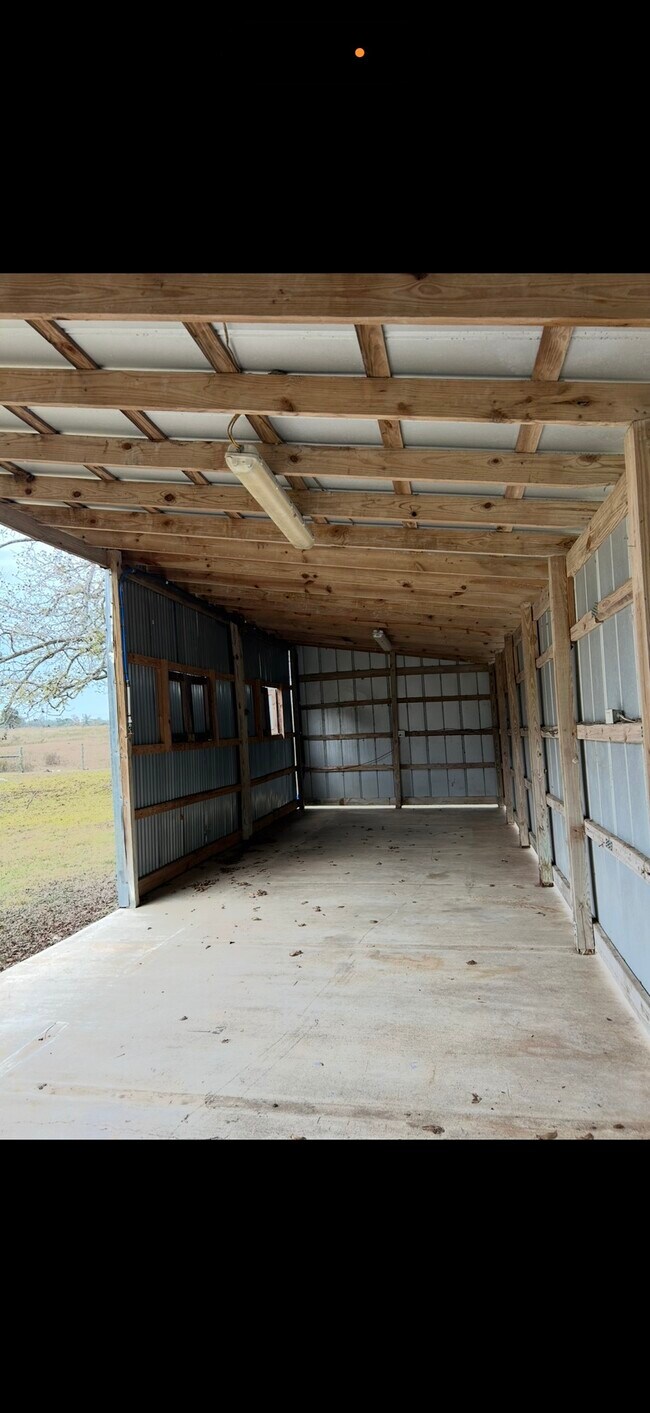 Building Photo - 1200 Choctaw Ln