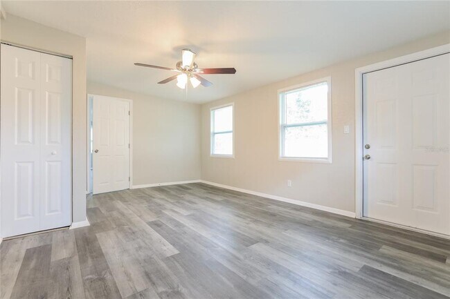 Building Photo - 250 N Shade Ave