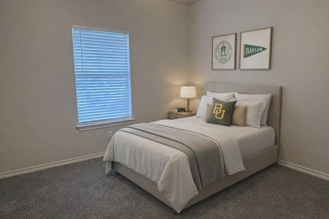 Building Photo - 1401 Bagby Ave