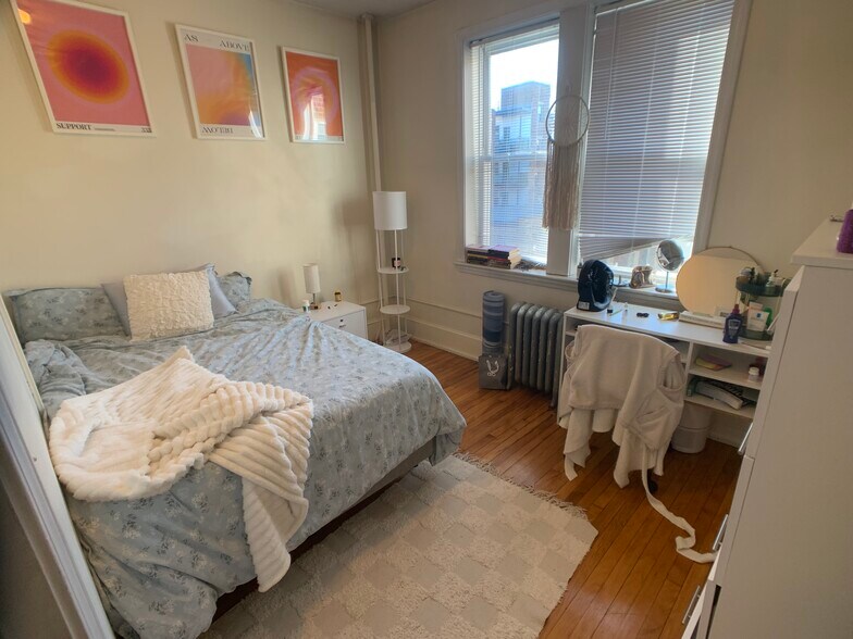 Building Photo - 66 Egmont St