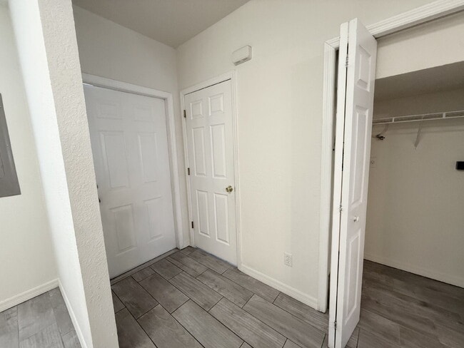 Building Photo - 4330 Har Paul Cir