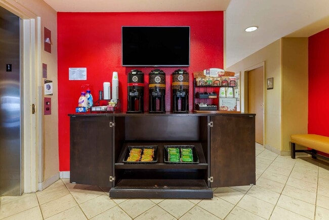 Building Photo - Furnished Studio-Piscataway - Rutgers University