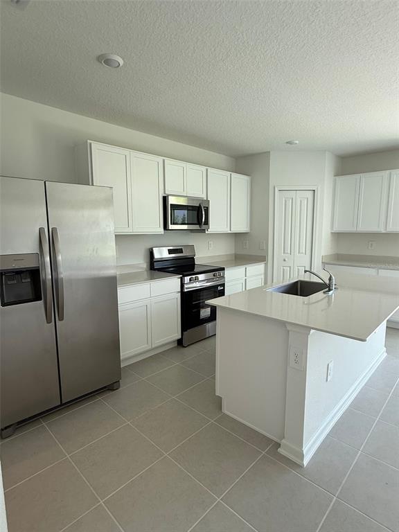 Building Photo - 3767 Bergamot Blvd