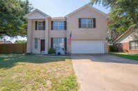 Building Photo - Spacious and Updated Home in Prime Location