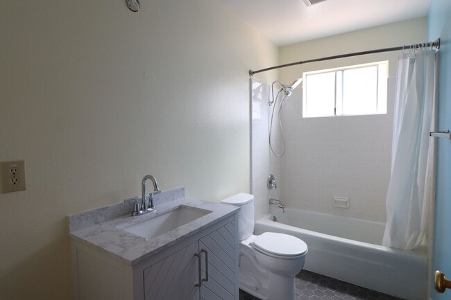 Building Photo - Los Osos Home for Rent