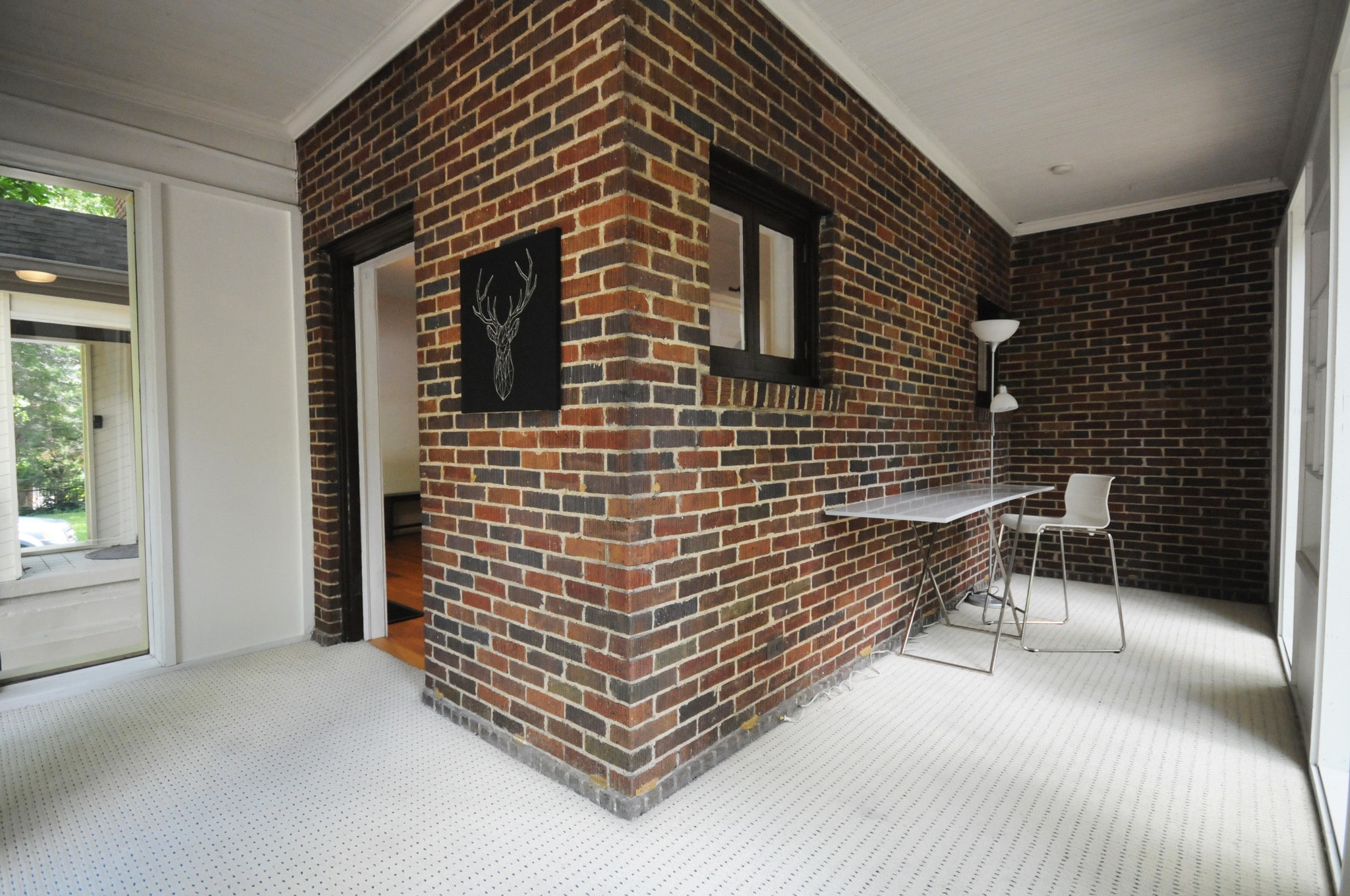 ***AVAILABLE JUNE 1*** - 861 Durant Pl NE