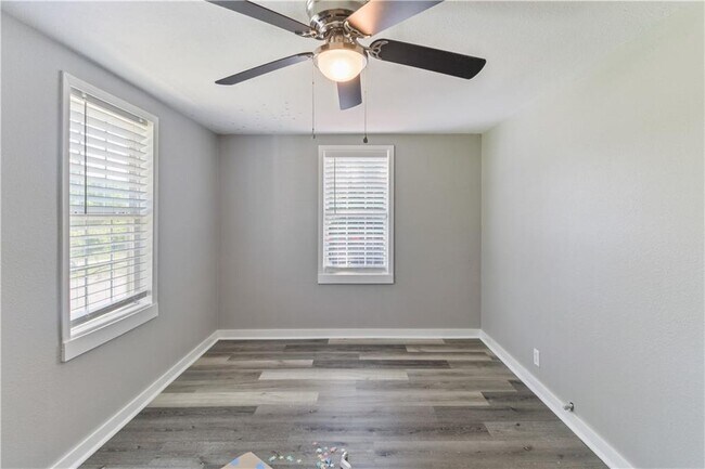 Building Photo - 2182 Shumate Ln