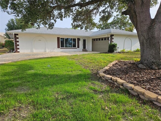 Building Photo - 1508 Flamingo Ln