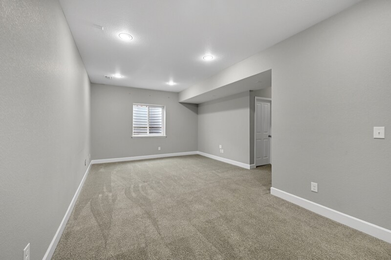 Building Photo - 7673 Bandit Dr