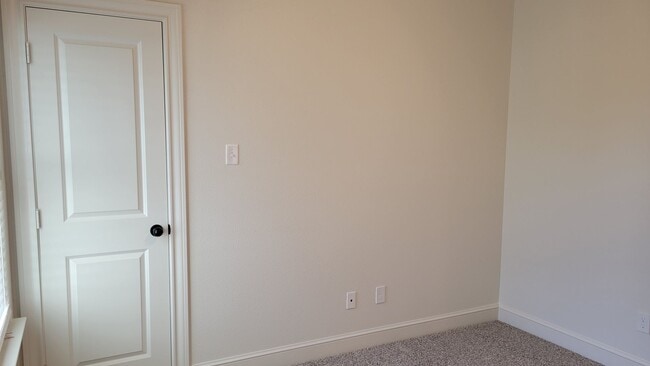 Building Photo - 7123 22nd Pl