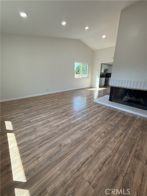 Building Photo - 23833 Country View Dr